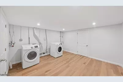 550 Bergen St, Newark, NJ 07108 - Photo 11