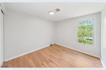 550 Bergen St, Newark, NJ 07108 - Photo 9