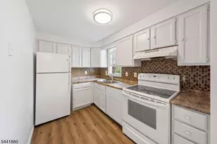 550 Bergen St, Newark, NJ 07108 - Photo 5