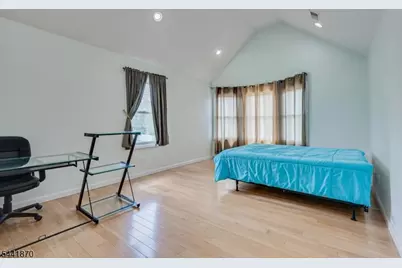 720 Ford Ave, Woodbridge Township, NJ 08840 - Photo 27