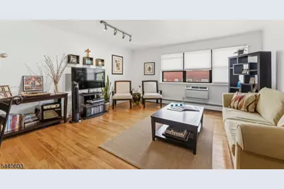 45 Hussa St #14, Linden, NJ 07036 - Photo 3