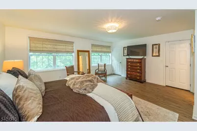 15 Julia Pl, Mount Olive, NJ 07828 - Photo 27