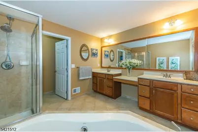 15 Julia Pl, Mount Olive, NJ 07828 - Photo 31
