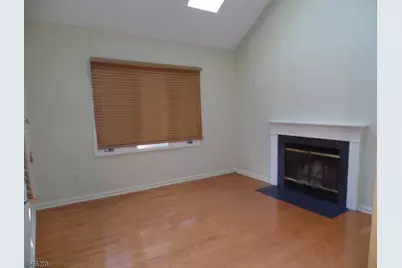 85 Village Dr, Bernards Township, NJ 07920 - Photo 9