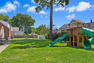 329 Maplewood Ave, Kenilworth, NJ 07033 - Photo 23