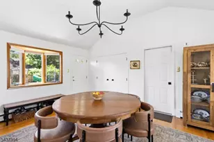 329 Maplewood Ave, Kenilworth, NJ 07033 - Photo 7