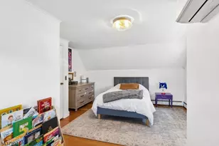 329 Maplewood Ave, Kenilworth, NJ 07033 - Photo 17
