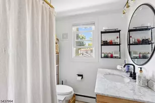 329 Maplewood Ave, Kenilworth, NJ 07033 - Photo 15