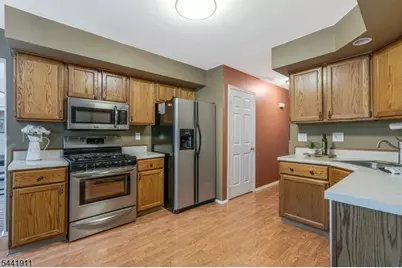 10 Pamlico Path, Branchburg Township, NJ 08876 - Photo 7