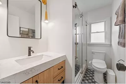 430 W 6th Ave, Roselle, NJ 07203 - Photo 19