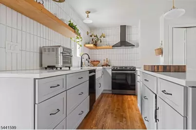 430 W 6th Ave, Roselle, NJ 07203 - Photo 7
