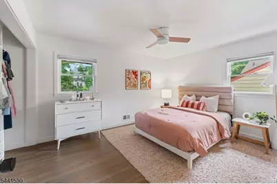 430 W 6th Ave, Roselle, NJ 07203 - Photo 13