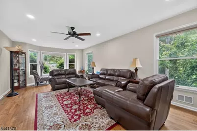 6 Chaucer Dr, Clinton Township, NJ 08801 - Photo 11