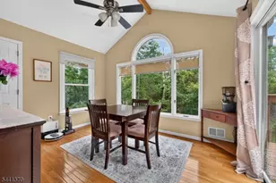 6 Chaucer Dr, Clinton Township, NJ 08801 - Photo 9