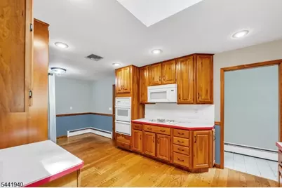 160 Degray St, North Haledon, NJ 07508 - Photo 11