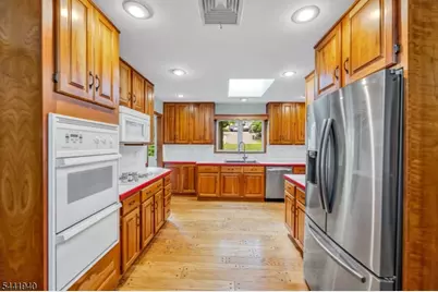 160 Degray St, North Haledon, NJ 07508 - Photo 9