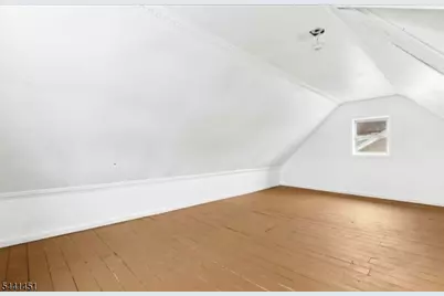 162 W 2nd Ave, Roselle, NJ 07203 - Photo 13