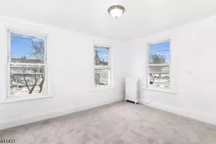 162 W 2nd Ave, Roselle, NJ 07203 - Photo 11