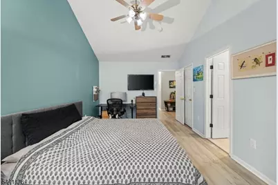 8 Henry Ct, Plainsboro Township, NJ 08536 - Photo 19