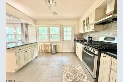 2 Stuart Ct, Montville Township, NJ 07058 - Photo 5