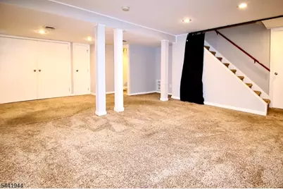 73 Oneida Ave, Oakland, NJ 07436 - Photo 31