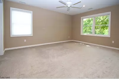 73 Oneida Ave, Oakland, NJ 07436 - Photo 17
