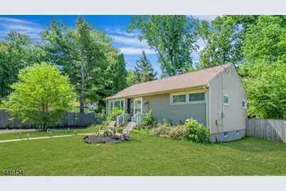 337 Richard Way, North Plainfield, NJ 07062 - Photo 3