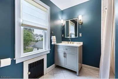 612 Larch Street, Roselle Park, NJ 07204 - Photo 19