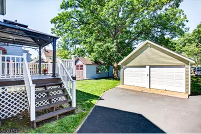 612 Larch Street, Roselle Park, NJ 07204 - Photo 21