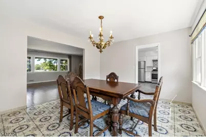 2 Millstone Dr, Livingston, NJ 07039 - Photo 9