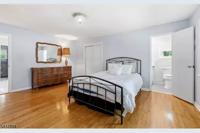 2 Millstone Dr, Livingston, NJ 07039 - Photo 15