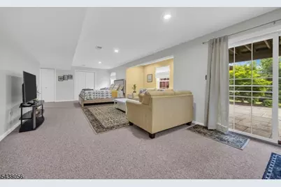 9 Hannah Ct, Readington, NJ 08889 - Photo 31