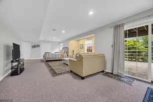 9 Hannah Ct, Readington, NJ 08889 - Photo 31