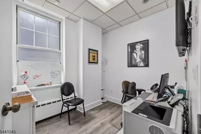 89 Valley Rd, Montclair, NJ 07042 - Photo 11