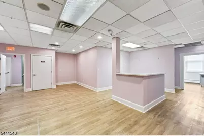 89 Valley Rd, Montclair, NJ 07042 - Photo 47