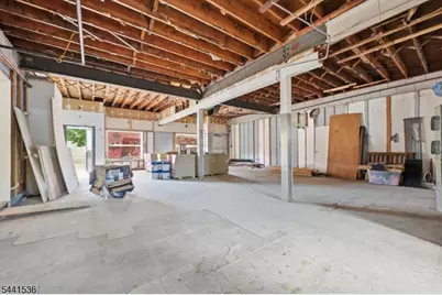 600 Chestnut St, Roselle Park, NJ 07204 - Photo 5