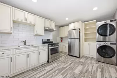 600 Chestnut St, Roselle Park, NJ 07204 - Photo 27