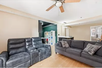 70 S Munn Ave #408, East Orange, NJ 07018 - Photo 15