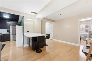 70 S Munn Ave, East Orange, NJ 07018 - Photo 17