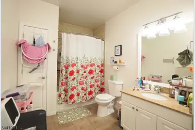6708 Jackson St #8, Guttenberg, NJ 07093 - Photo 9