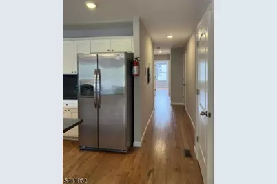 262 2nd  Avenue W #1, Newark, NJ 07107 - Photo 5