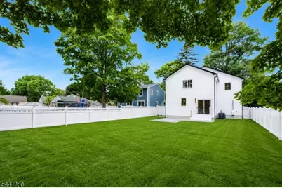 18 Orchard St, Pompton Lakes, NJ 07442 - Photo 27