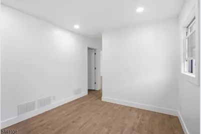 284 2nd Ave, Newark, NJ 07107 - Photo 21