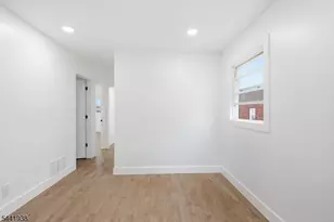 284 2nd Ave, Newark, NJ 07107 - Photo 23