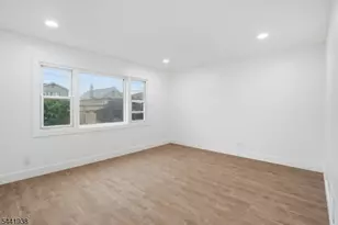 284 2nd Ave, Newark, NJ 07107 - Photo 19