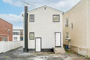 284 2nd Ave, Newark, NJ 07107 - Photo 45