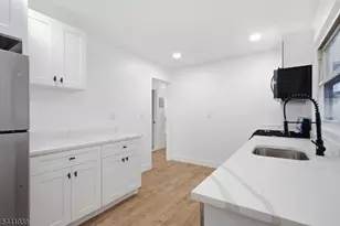 284 2nd Ave, Newark, NJ 07107 - Photo 17