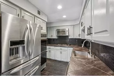 19 Cedarwood, Woodland Park, NJ 07424 - Photo 7