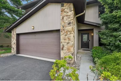 19 Cedarwood, Woodland Park, NJ 07424 - Photo 3