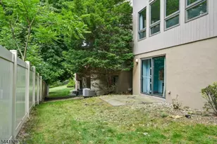 19 Cedarwood, Woodland Park, NJ 07424 - Photo 35
